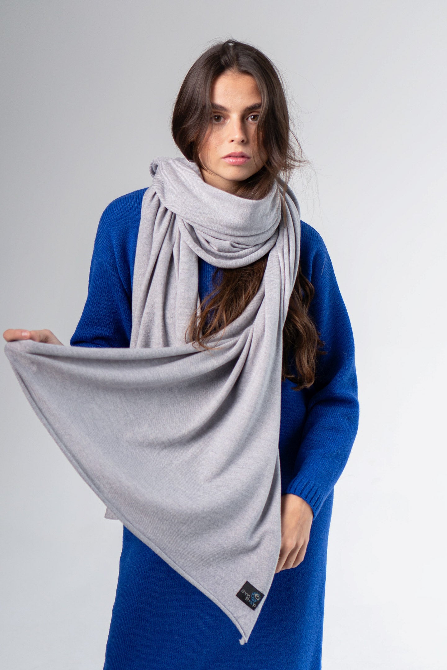 Long scarf
