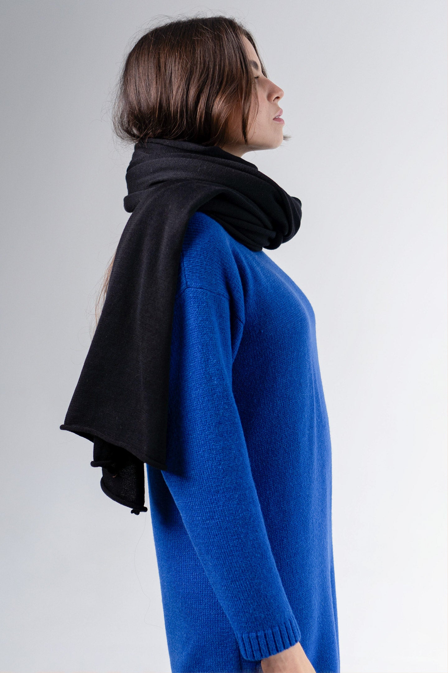 Long scarf